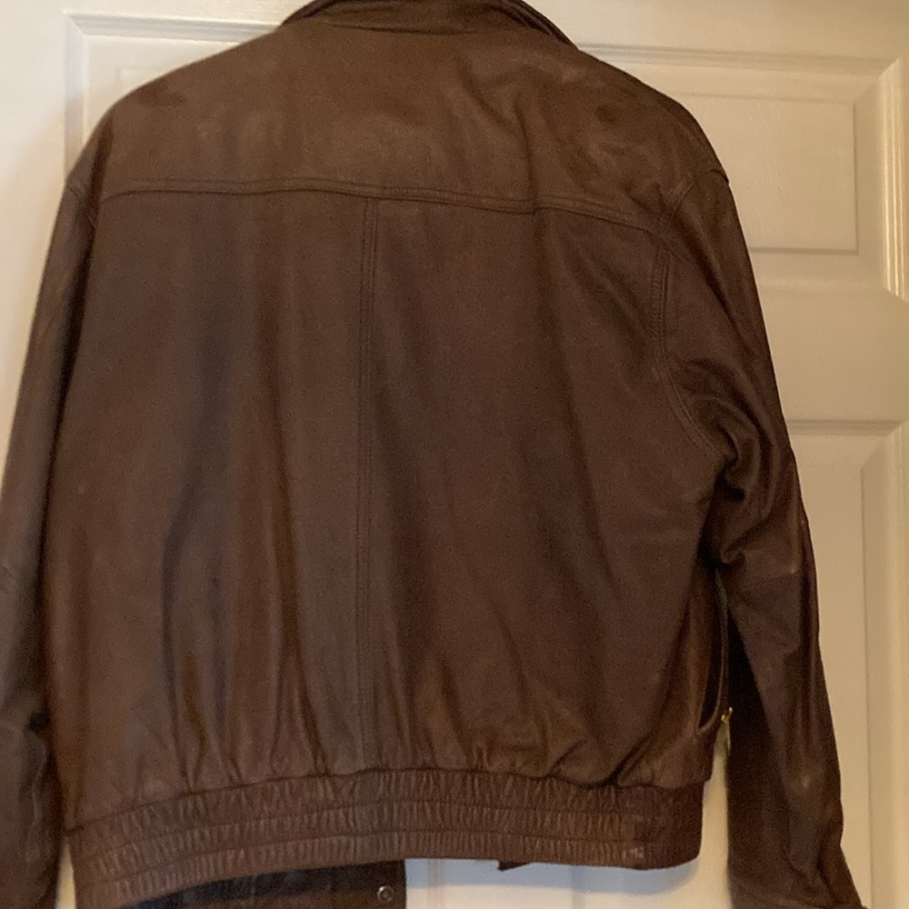 Vintage Women’s Cougar International Leather Jacket (M) - Picture 2 of 9